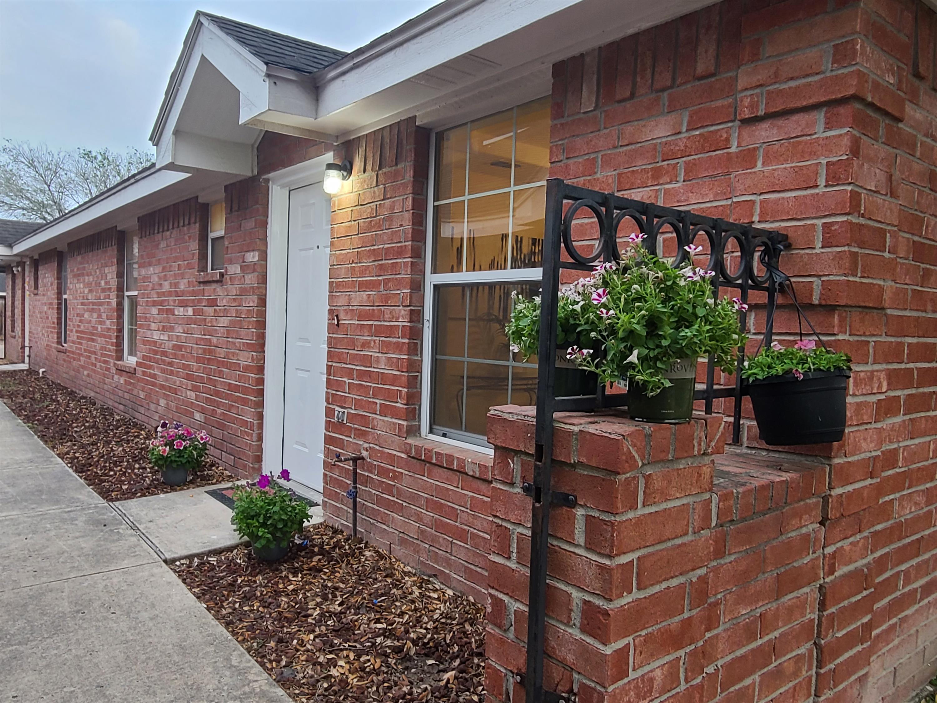 2102 Bahamas Drive - 2